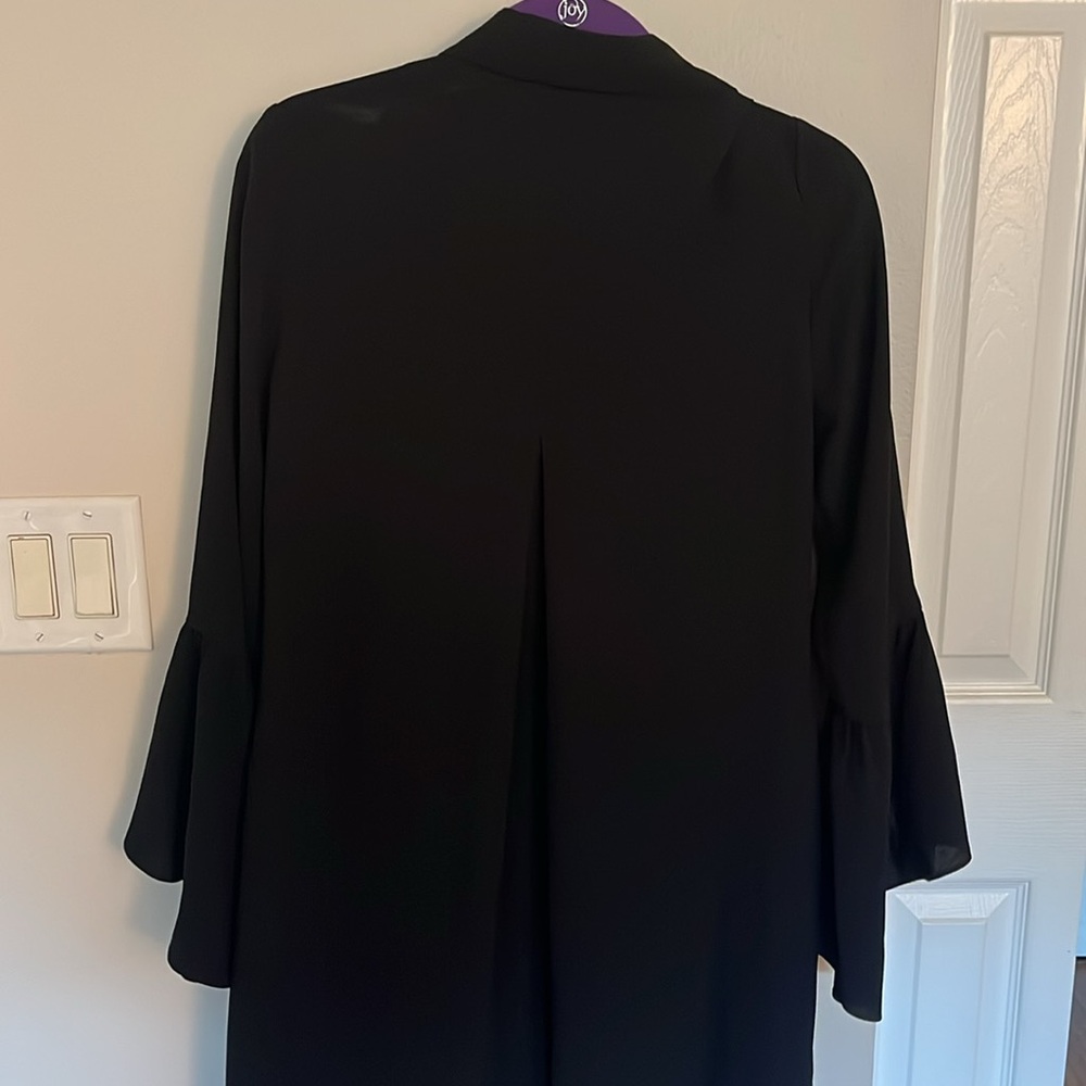 BCBGMAXAZRIA BLACK Bell Sleeve Duster in BLACK - Picture 7 of 7